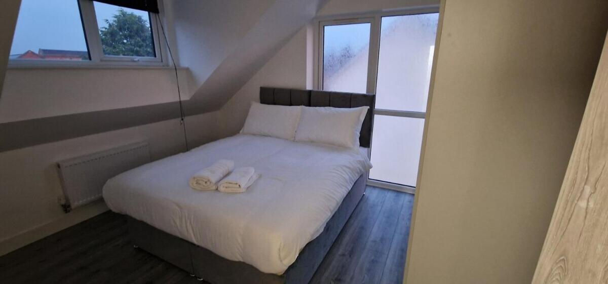Sav Nottingham Road - 1 Bed Flat Apartment *