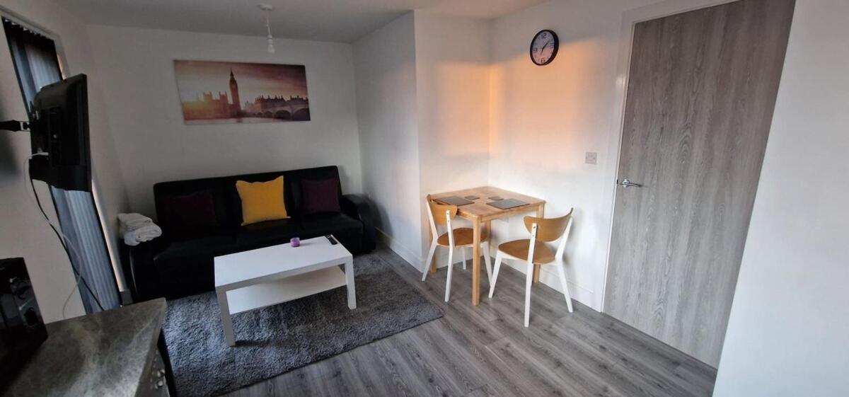 Sav Nottingham Road - 1 Bed Flat * Loughborough